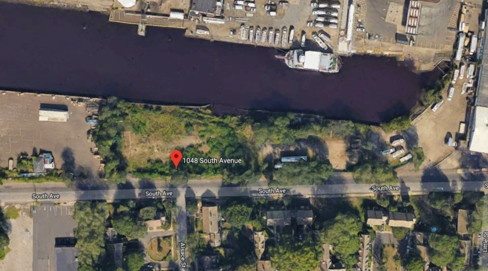 1048 South Avenue, Bridgeport, CT Bulkhead & Water Access Peter